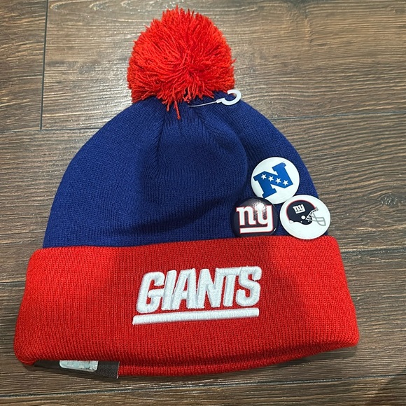 New Era NY Giants Pom Beanie with pins Button up Neygia team Red/Blue Unisex - Picture 1 of 5